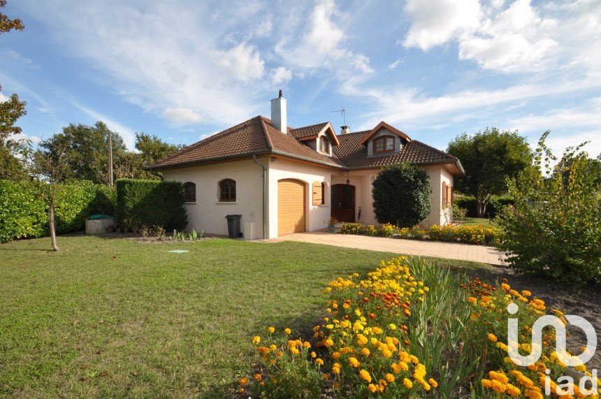 Traditional house 6 rooms of 133 m² in Gradignan (33170)