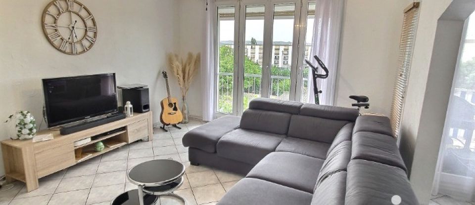 Apartment 3 rooms of 73 m² in Marignane (13700)