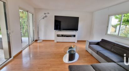 Maison 5 pièces de 141 m² à Parentis-en-Born (40160)