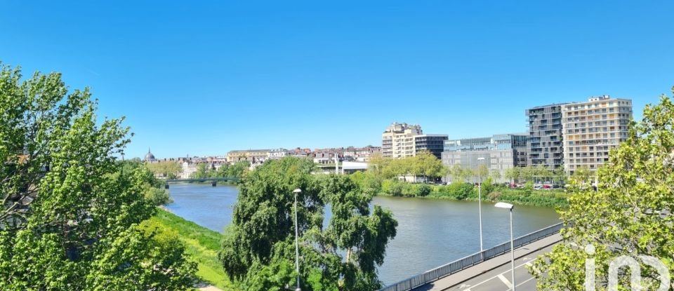 Apartment 3 rooms of 55 m² in Nantes (44200)