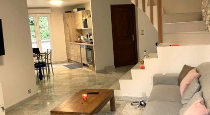 Duplex 5 rooms of 92 m² in Saint-Julien-en-Genevois (74160)