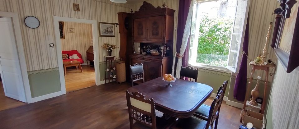 Village house 5 rooms of 137 m² in Lourdoueix-Saint-Michel (36140)