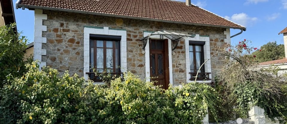 Maison traditionnelle 7 pièces de 153 m² à Capdenac (46100)