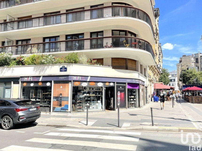 Retail property of 90 m² in Paris (75015)