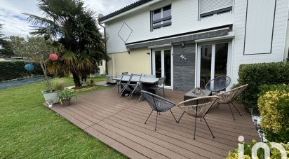 Maison 4 pièces de 100 m² à Mazères-Lezons (64110)