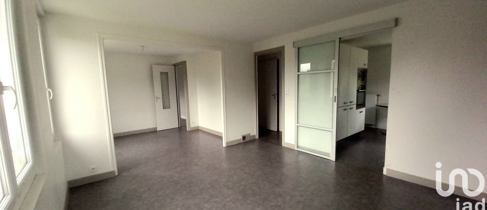 Maison 5 pièces de 92 m² à Saint-Céré (46400)