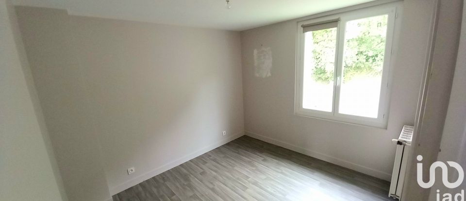 Maison 5 pièces de 92 m² à Saint-Céré (46400)