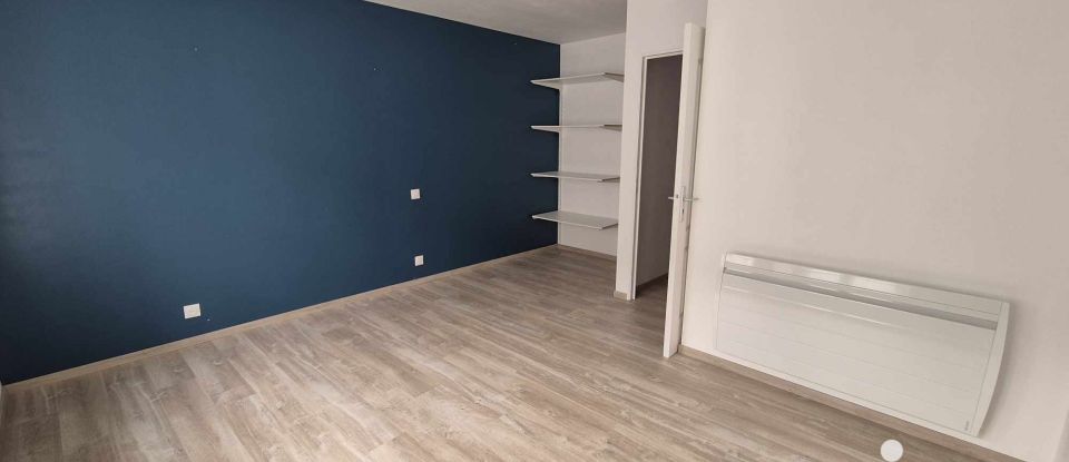 Maison de ville 3 pièces de 70 m² à - (86700)