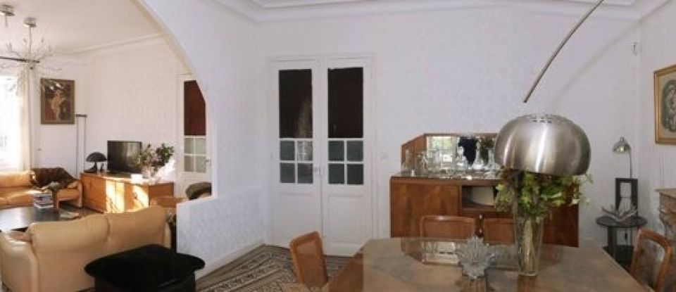 House 8 rooms of 289 m² in Espira-de-l'Agly (66600)