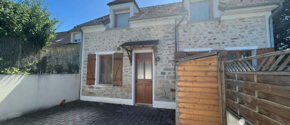 Maison 4 pièces de 87 m² à Sivry-Courtry (77115)