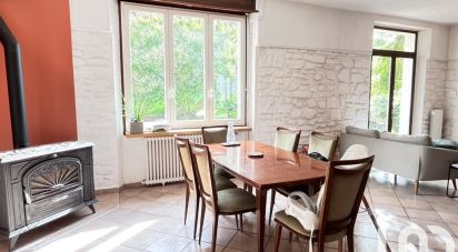 Maison traditionnelle 6 pièces de 145 m² à Oloron-Sainte-Marie (64400)