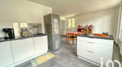 Apartment 4 rooms of 90 m² in Gisors (27140)