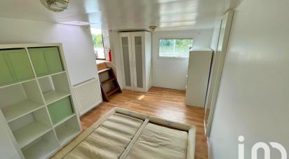 House boat 4 rooms of 180 m² in Les Mureaux (78130)