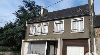 Maison de village 7 pièces de 122 m² à Pont-Melvez (22390)