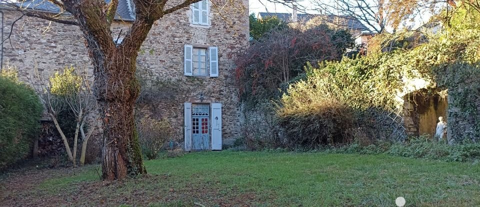 Manor 8 rooms of 330 m² in Salmiech (12120)