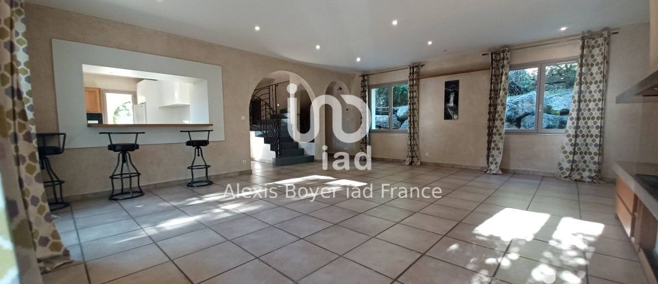 House 4 rooms of 156 m² in Lodève (34700)