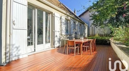 House 5 rooms of 140 m² in Montfort-l'Amaury (78490)