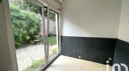 Apartment 3 rooms of 55 m² in Lille (59000)