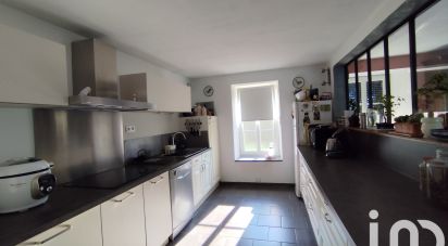 House 7 rooms of 106 m² in Any-Martin-Rieux (02500)