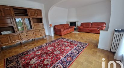 House 4 rooms of 113 m² in Saint-Mammès (77670)