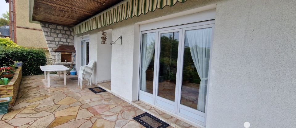 House 4 rooms of 113 m² in Saint-Mammès (77670)