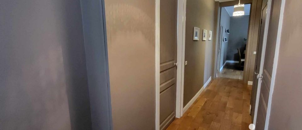 Appartement 5 pièces de 188 m² à Tourcoing (59200)