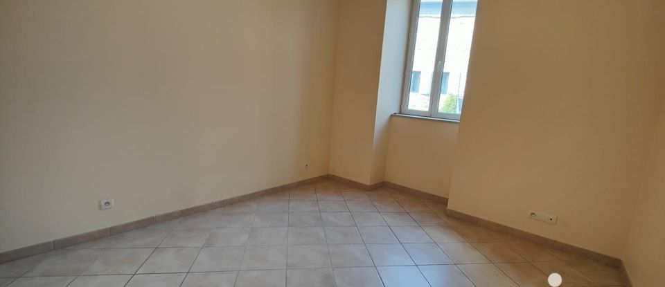 Appartement 3 pièces de 55 m² à Vanosc (07690)