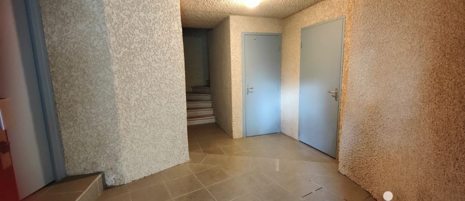 Appartement 3 pièces de 55 m² à Vanosc (07690)