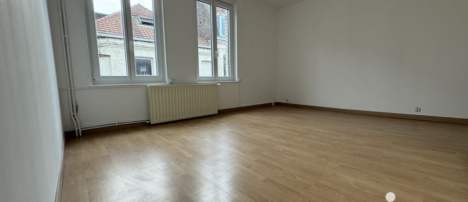 Town house 3 rooms of 69 m² in Lille (59800)