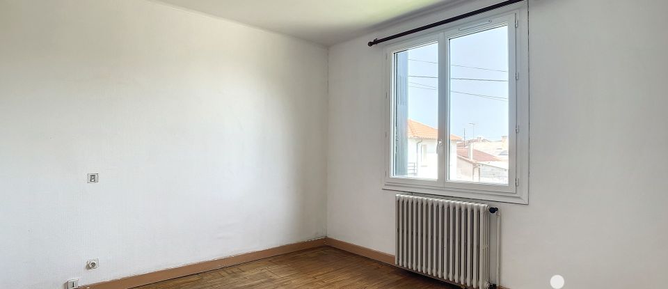 Appartement 4 pièces de 85 m² à Montauban (82000)