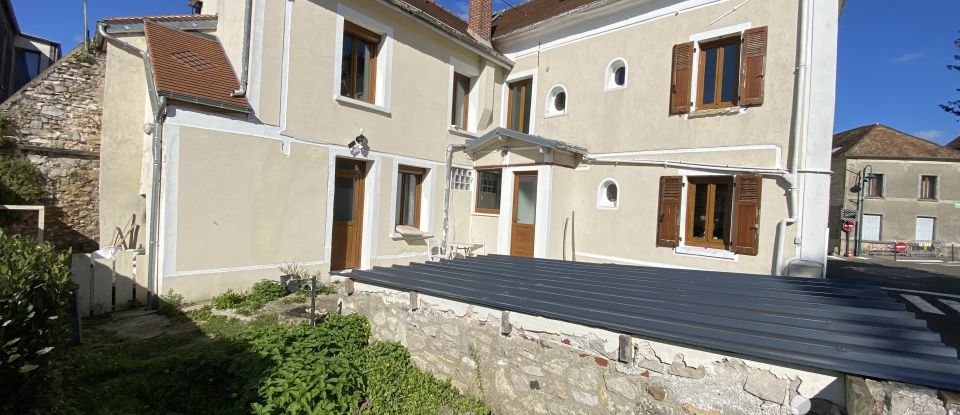 Traditional house 6 rooms of 153 m² in Saint-Martin-du-Tertre (95270)