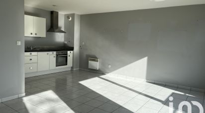 Apartment 2 rooms of 51 m² in Valenciennes (59300)