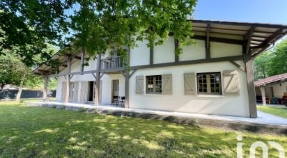 Maison 6 pièces de 201 m² à Belin-Béliet (33830)