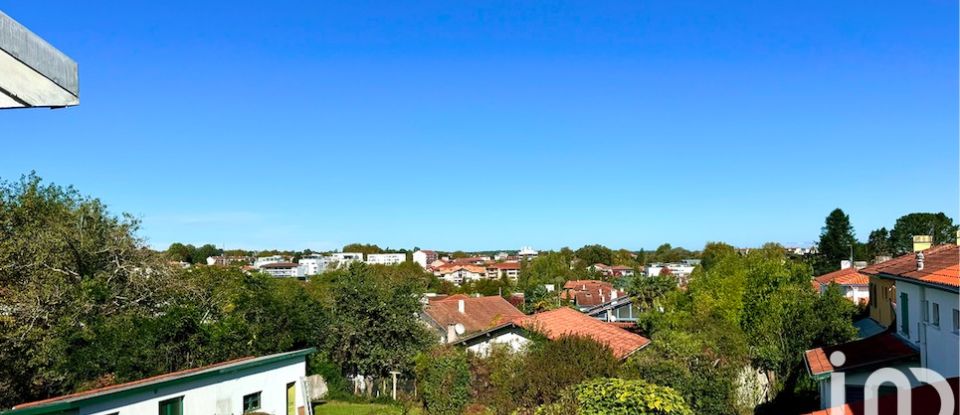 Town house 4 rooms of 79 m² in Anglet (64600)