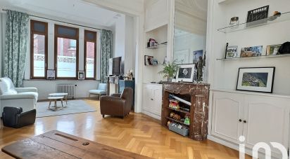 Maison 6 pièces de 185 m² à Roubaix (59100)