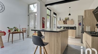 Maison 6 pièces de 185 m² à Roubaix (59100)