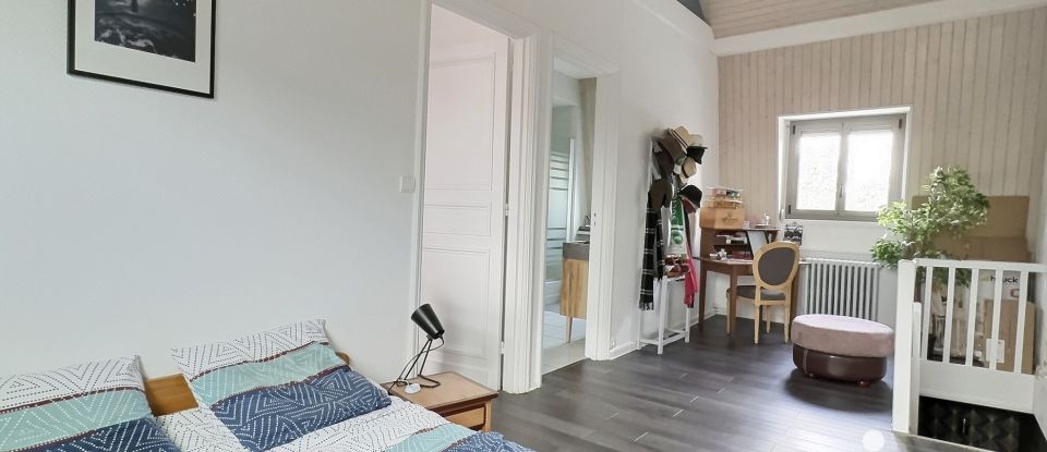 Maison 6 pièces de 185 m² à Roubaix (59100)