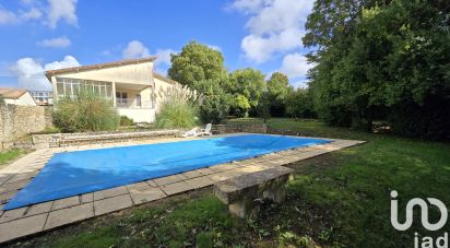 Maison traditionnelle 5 pièces de 170 m² à Niort (79000)