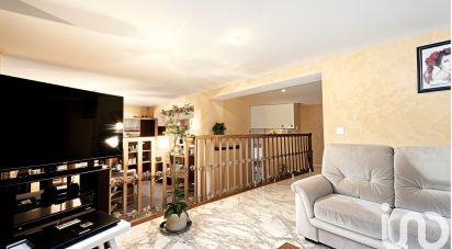 Appartement 3 pièces de 77 m² à Nice (06300)