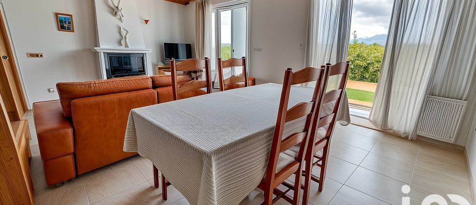 Maison 5 pièces de 141 m² à Saint-Joseph (97480)