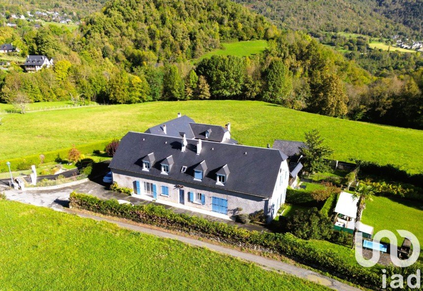 House 12 rooms of 254 m² in Sère-en-Lavedan (65400)