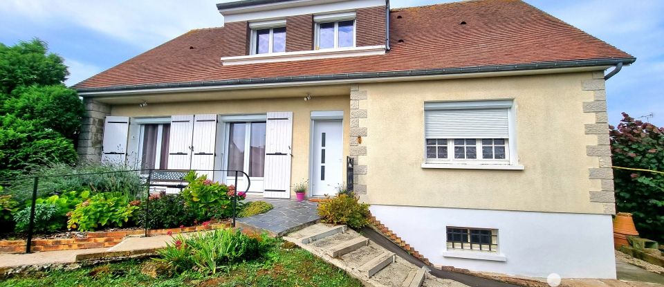 Maison 6 pièces de 147 m² à Toury (28310)