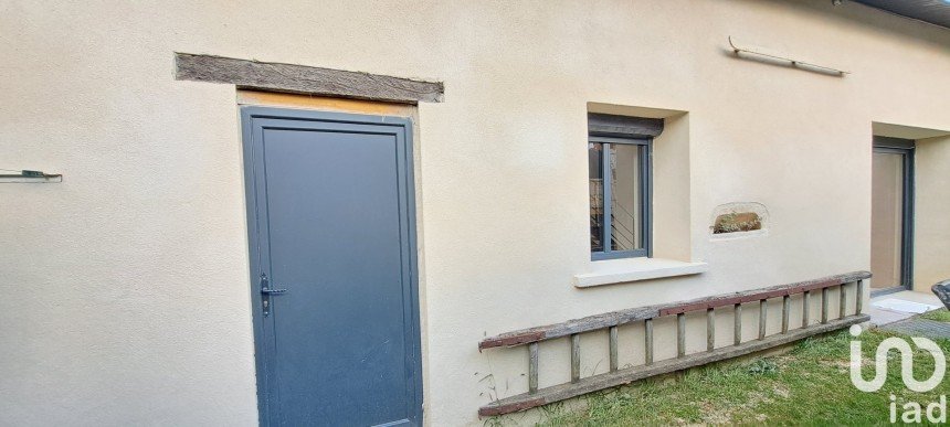 Maison 5 pièces de 175 m² à Guéreins (01090)