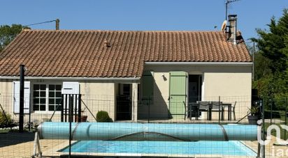 Maison 5 pièces de 128 m² à Saintes (17100)