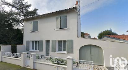 House 4 rooms of 110 m² in La Rochelle (17000)