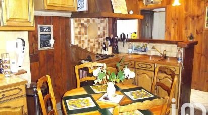 Country house 5 rooms of 143 m² in Savennes (63750)