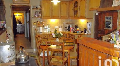 Country house 5 rooms of 143 m² in Savennes (63750)