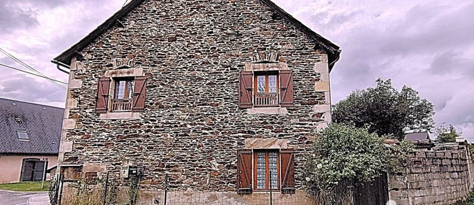 Maison de campagne 5 pièces de 143 m² à Savennes (63750)