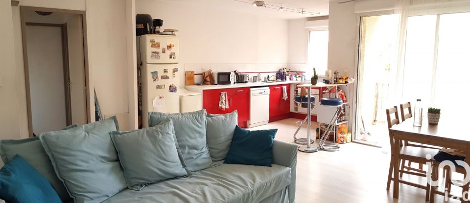 Apartment 2 rooms of 50 m² in Aix-en-Provence (13090)