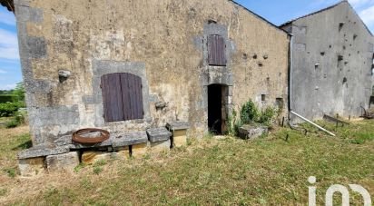 Maison 2 pièces de 150 m² à Villars-les-Bois (17770)